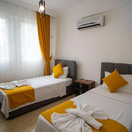 Honey 1 アパート *